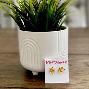 Betsey Johnson Flower Stud Earrings